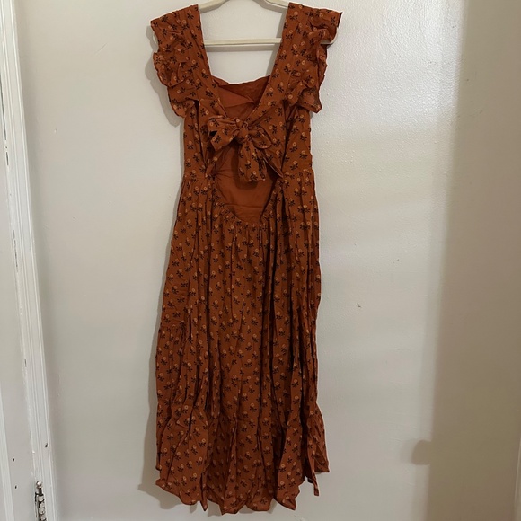 Madewell Tie-Back Maxi Dress | Floral Cottage Core - Picture 4 of 4